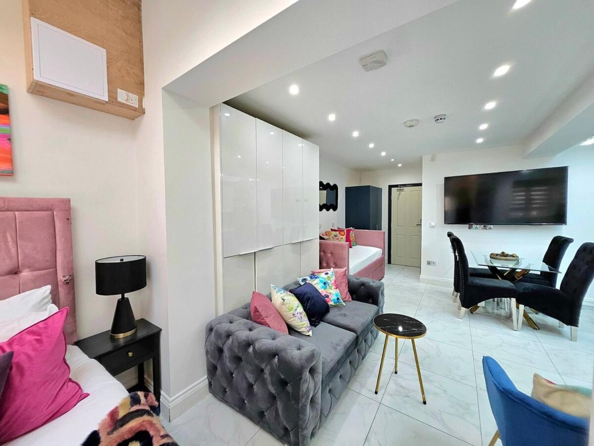 Sensational London-callcott Apartment *