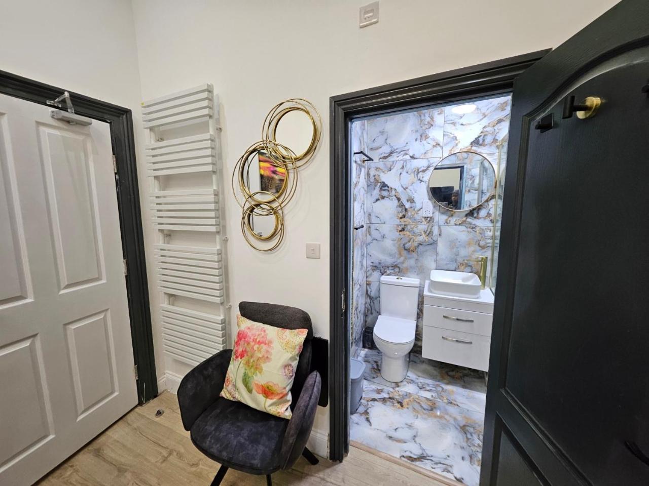 Sensational London-callcott Apartment *