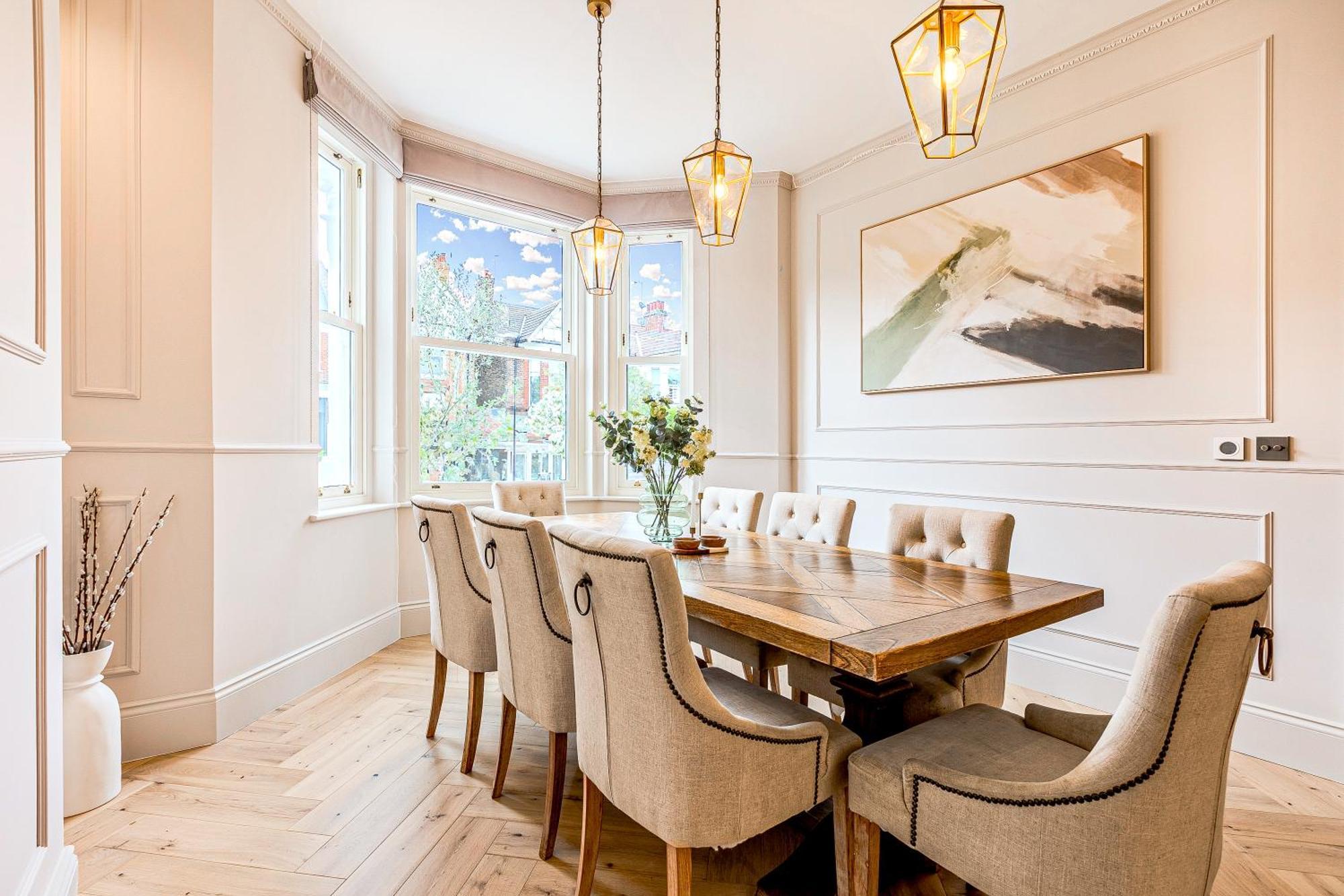Astounding 4br Haven With Garden Queens Park Tube Apartment London