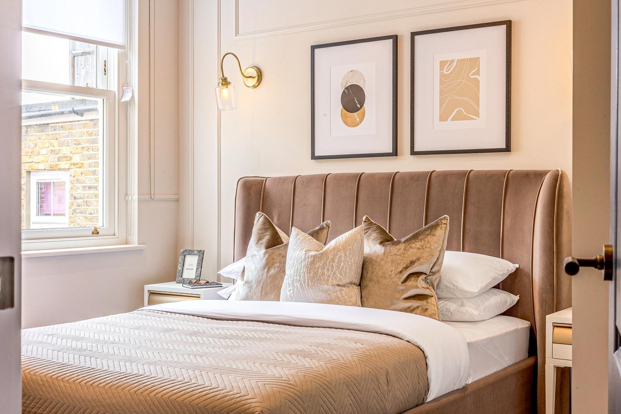 Apartment Astounding 4br Haven With Garden Queens Park Tube *