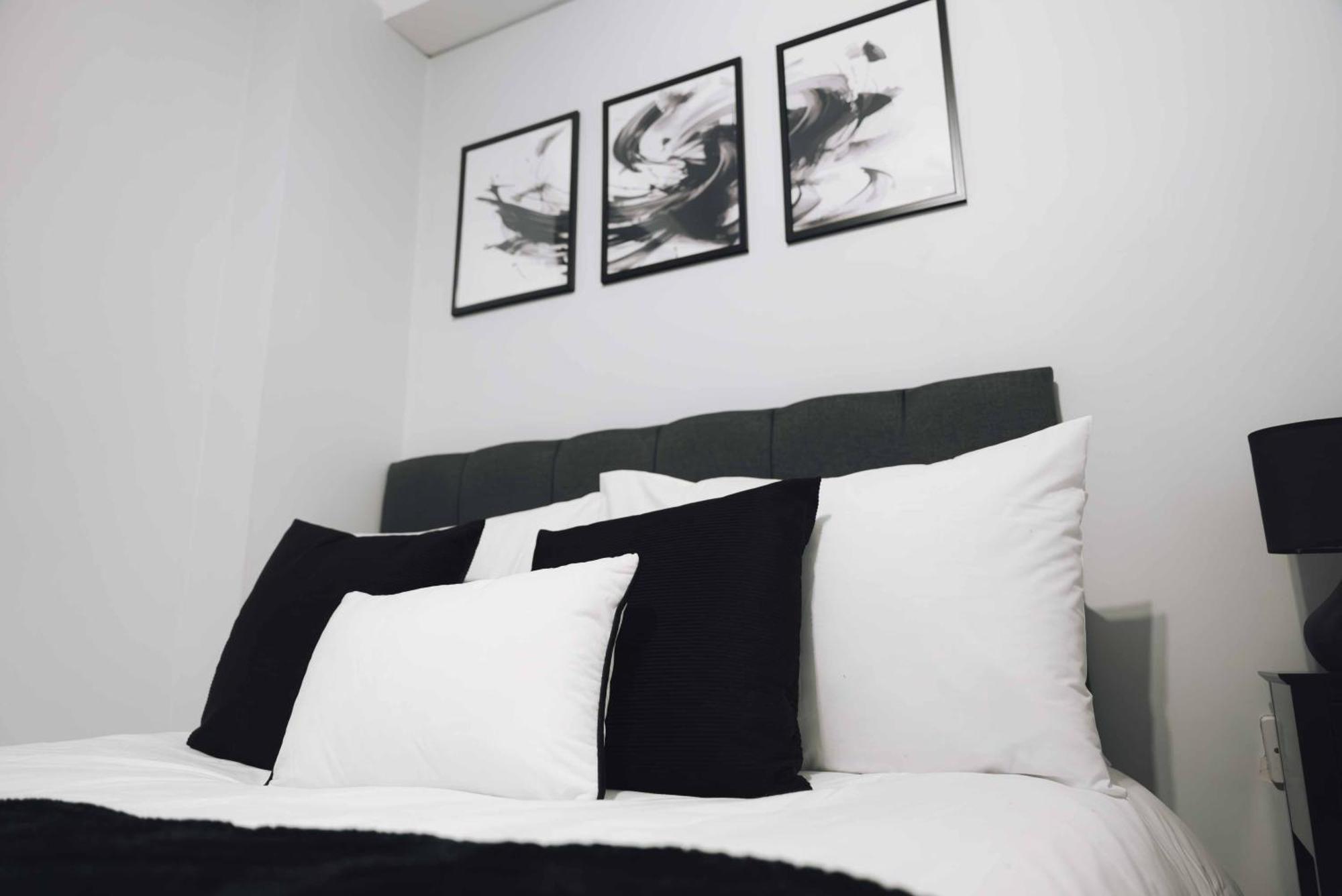 Executive 2 Bed Flat Near Stratford Station - Ideal For Corporate Stays Lägenhet *