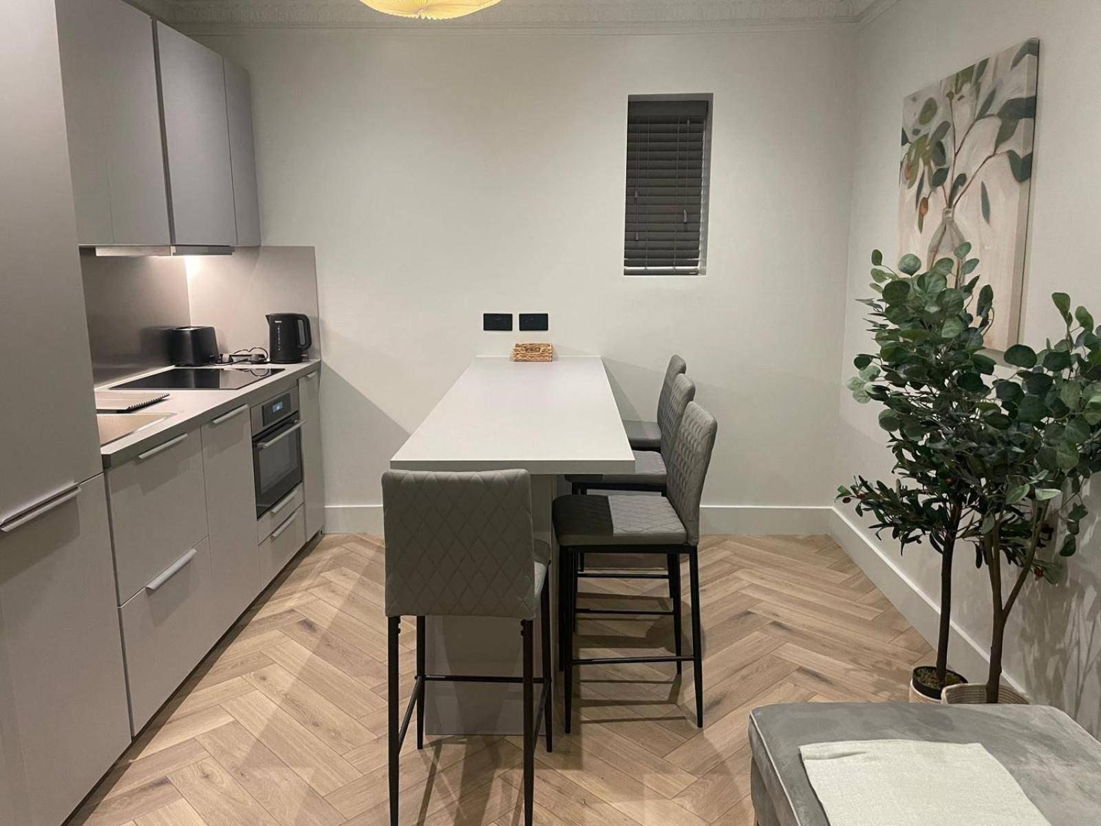 Appartement Nw119sg-modernapt-2guests-2br-1minhighstreet Londen