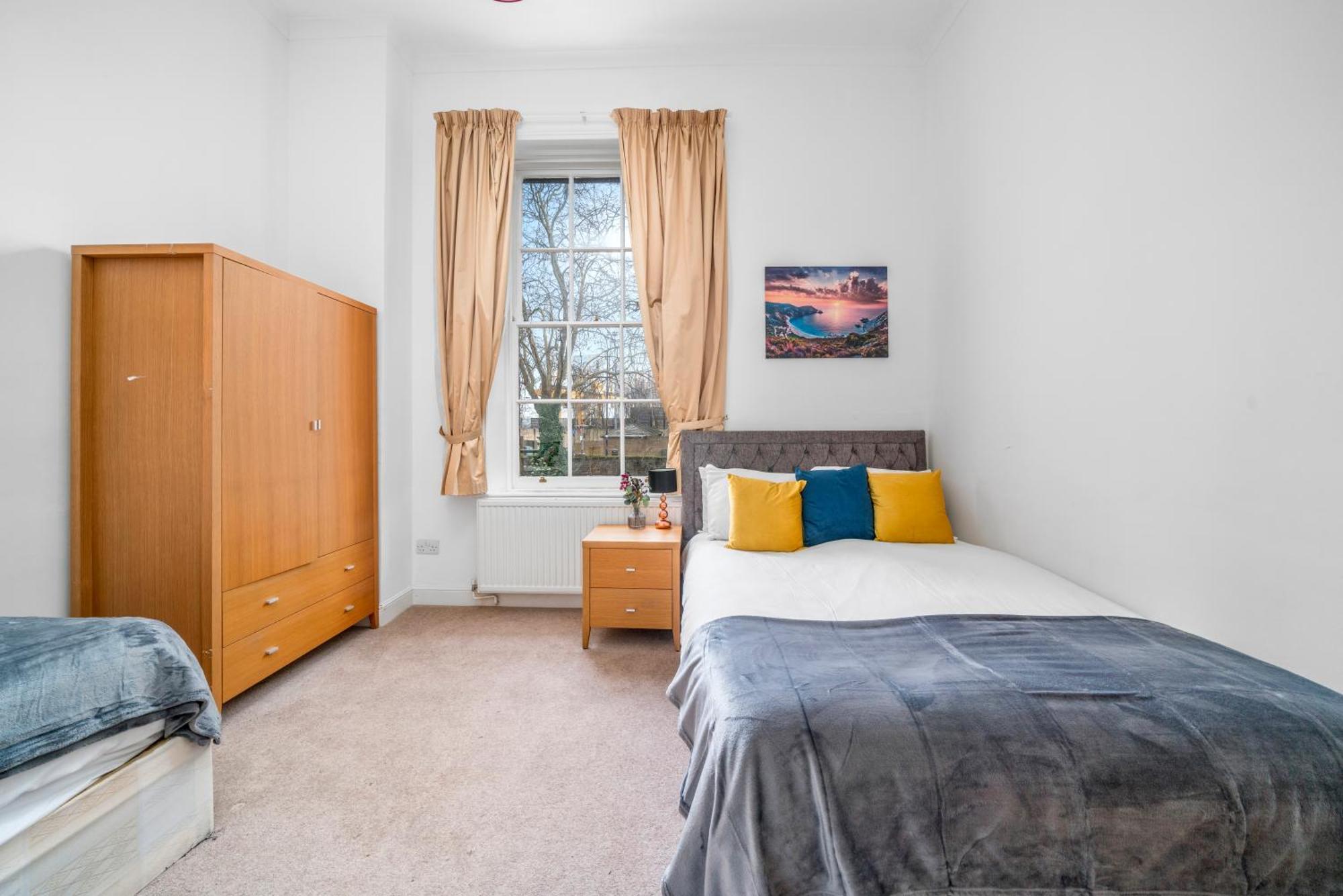 Spacious Canary Wharf Near 02 Arena, Excel Exhibition Centre, With Free Parking & Wifi Appartement *