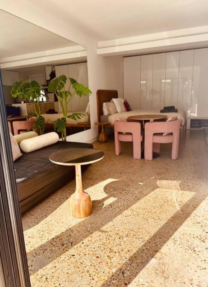 Loft By Let It B Travel Appartamento *