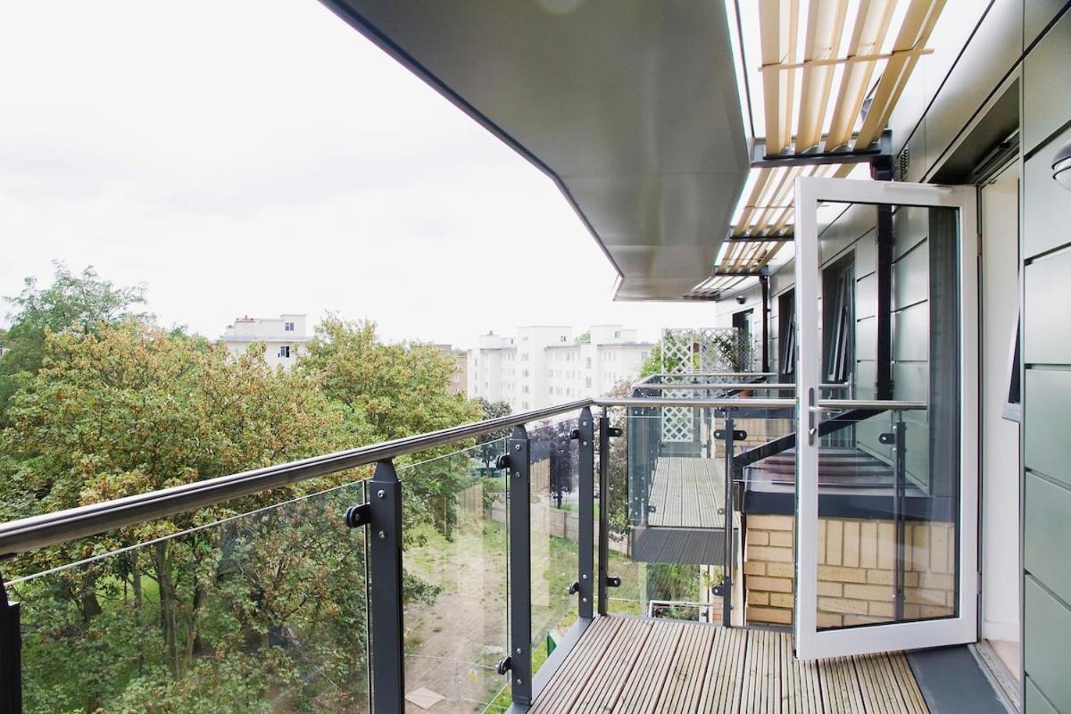 Lovely 2-bed In Appartement Londen