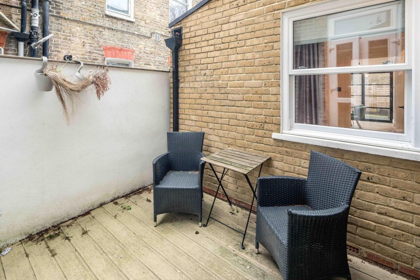Stylish 3b Fulham Flat W/garden Near Thames & Tube Feriehus *