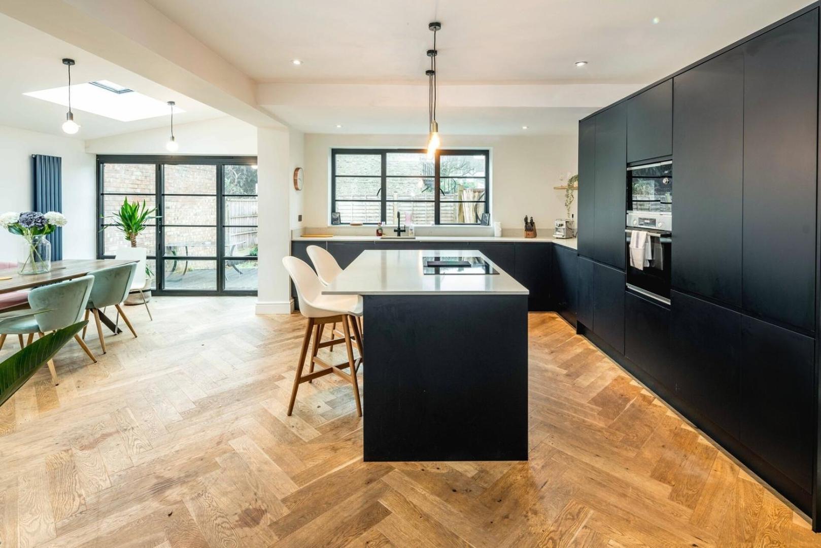 Stylish 3b Fulham Flat W/garden Near Thames & Tube Feriehus London
