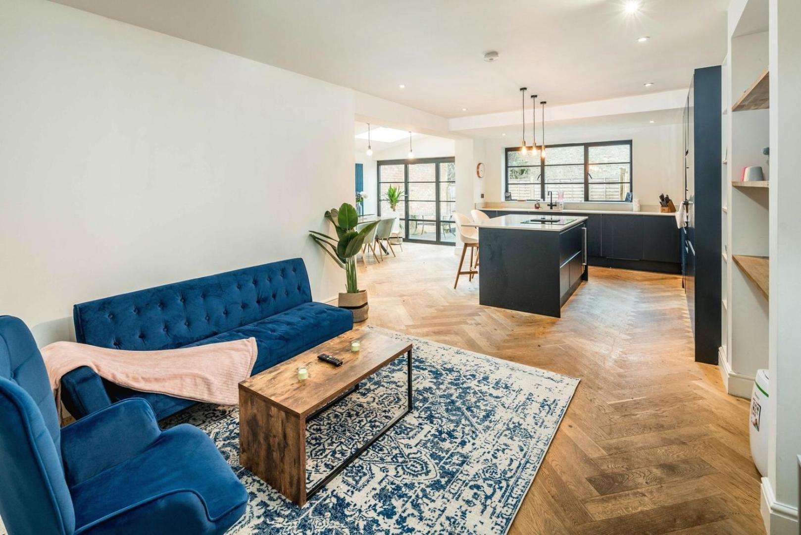 Stylish 3b Fulham Flat W/garden Near Thames & Tube Feriehus *