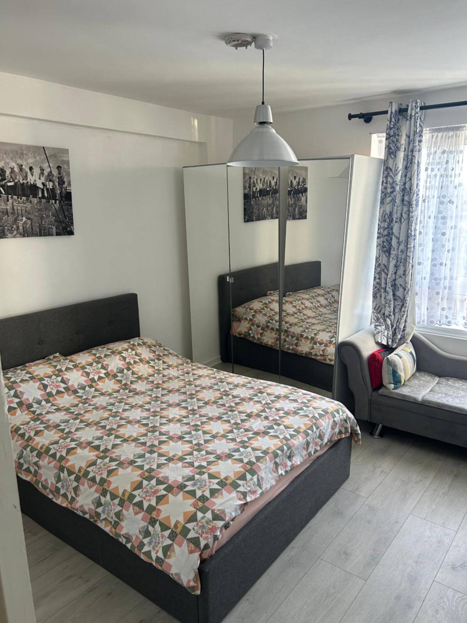 Apartment Cosy 2-bedroom Flat In Finsbury Park, Modern, Convenient & Close To London! London