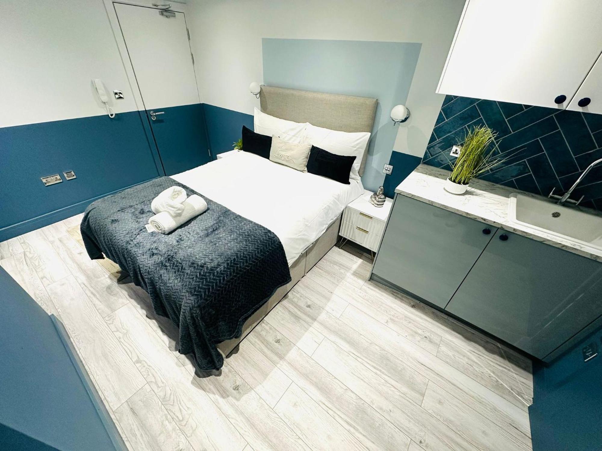 Pensionat Holly B Mini Great Location For Tourist!!!