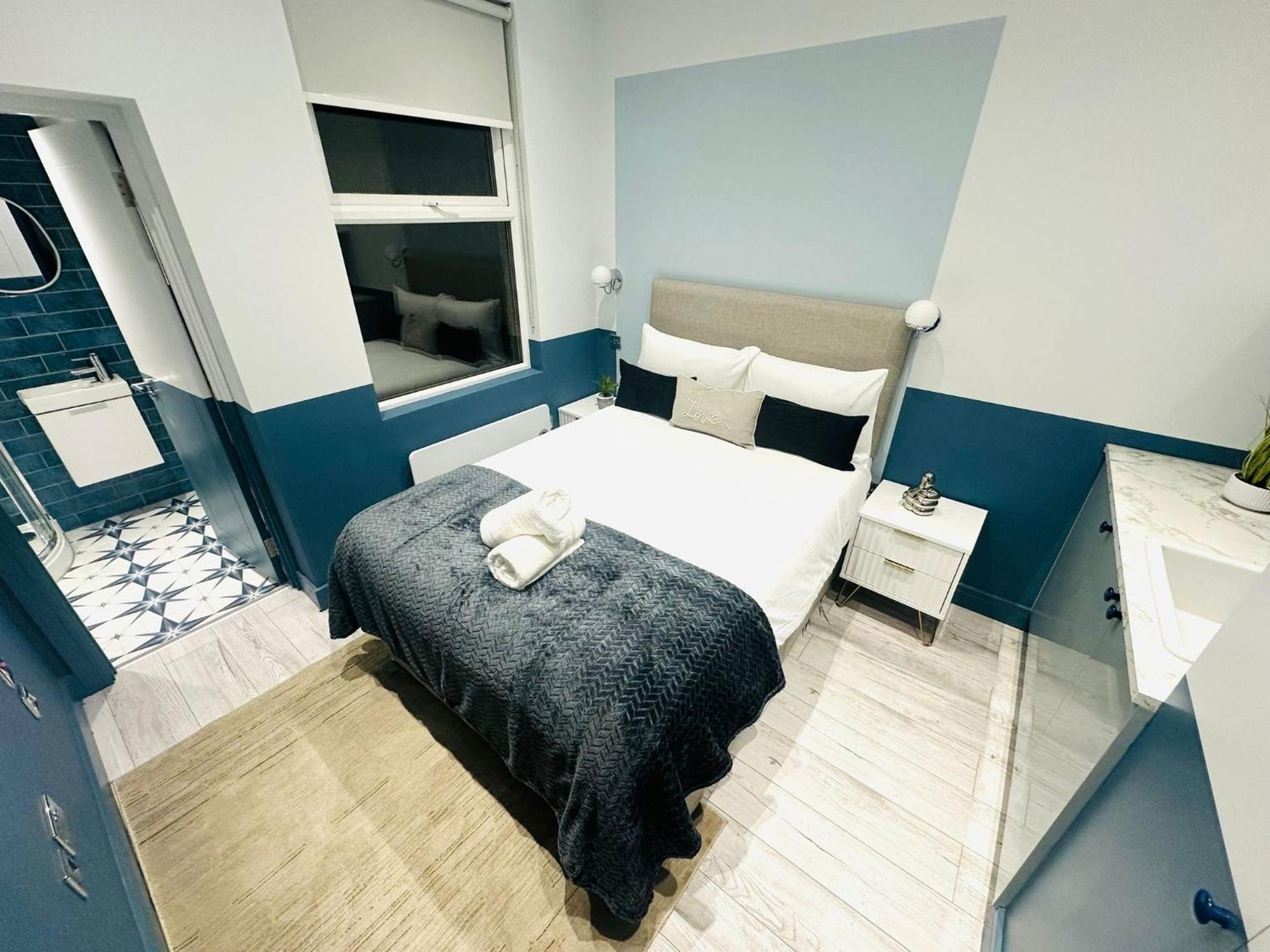 Holly B Mini Great Location For Tourist!!! Pensionat *