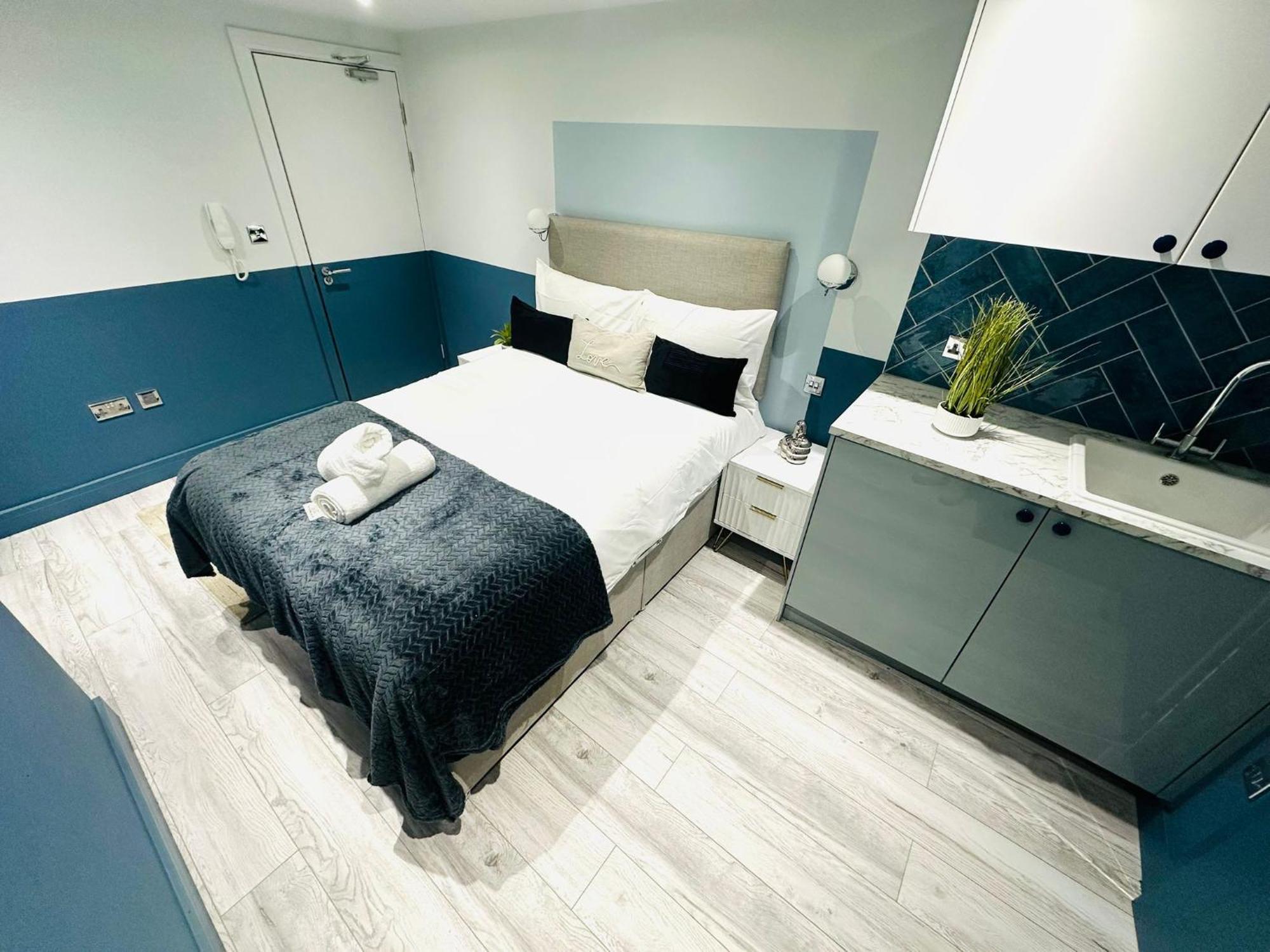 Pensionat Holly B Mini Great Location For Tourist!!!