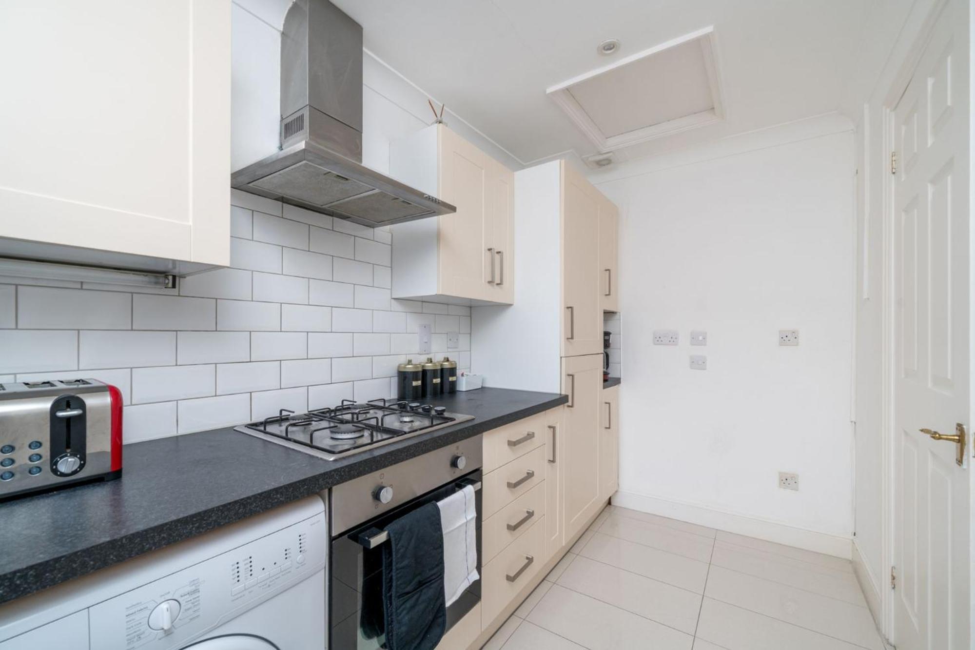 Appartement Royal By 02 Arena With Free Parking And Wi-fi *