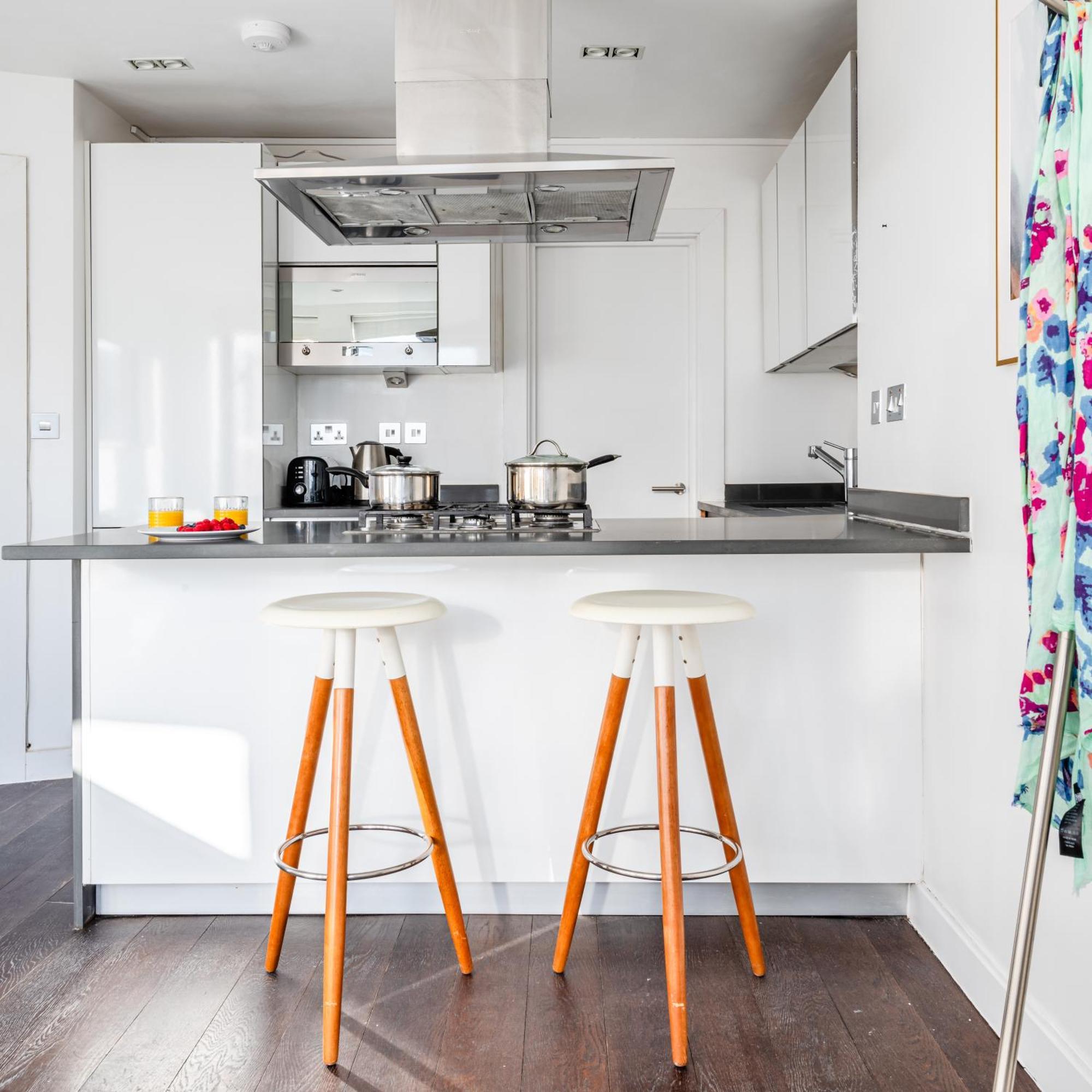 Apartment Stylish 1 Bedroom Kings Cross Ideal For 4 Guests By Uk