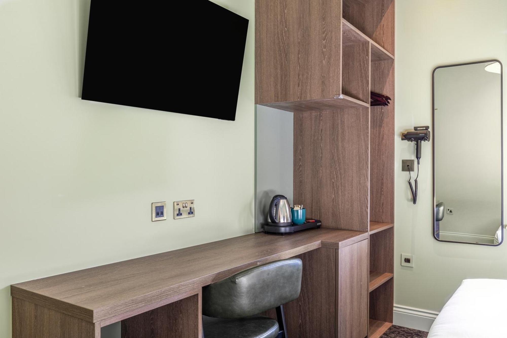 Clapham Gæstehus 4*