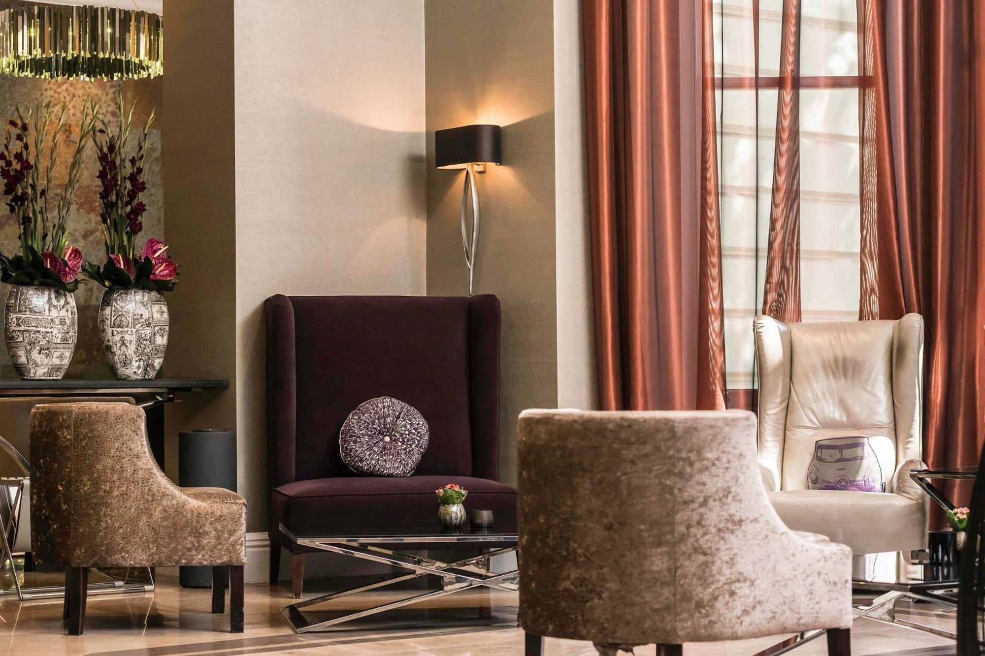 Xenia - Autograph Collection Hotell