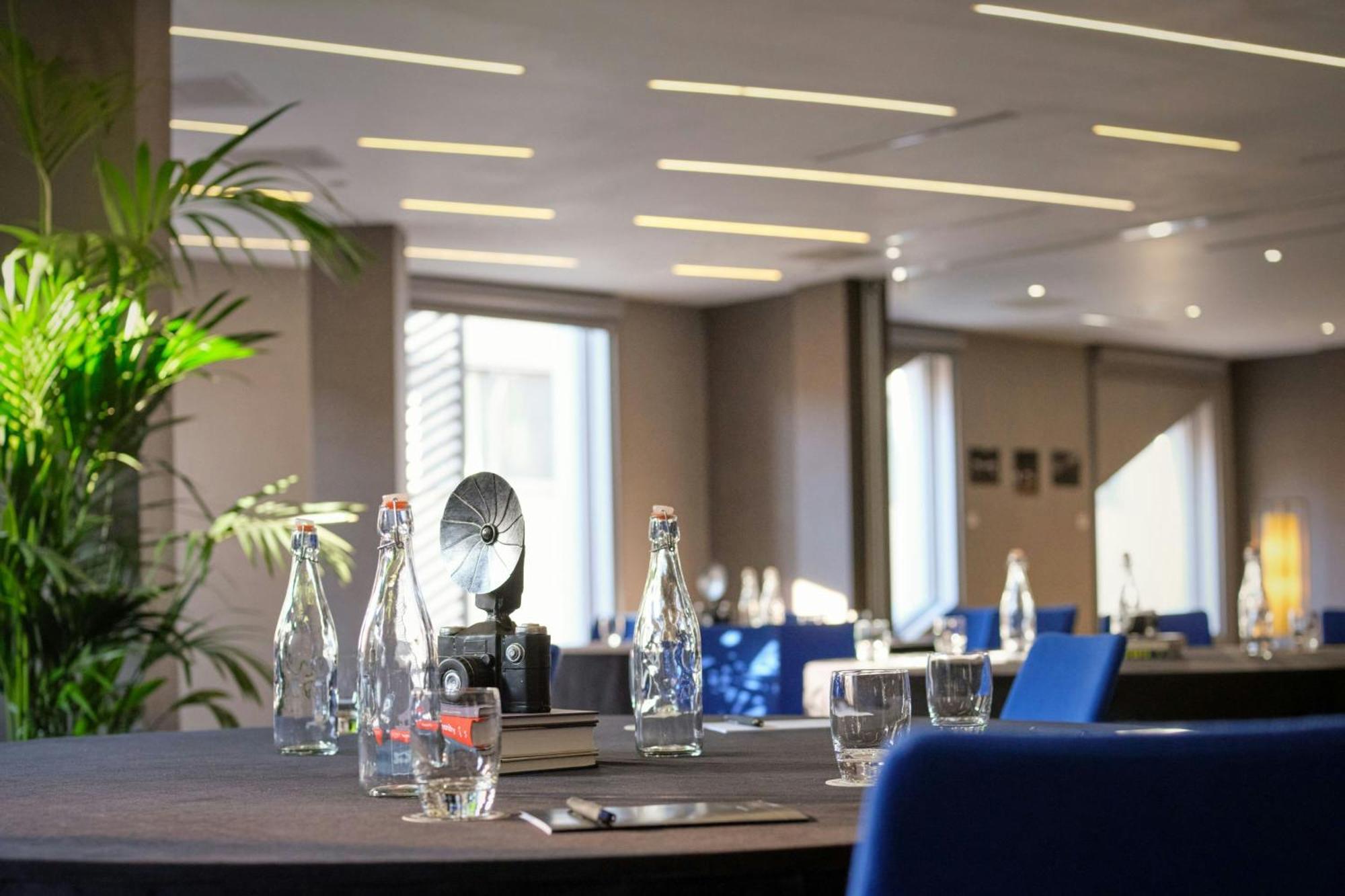 Montcalm East, Autograph Collection Hotel