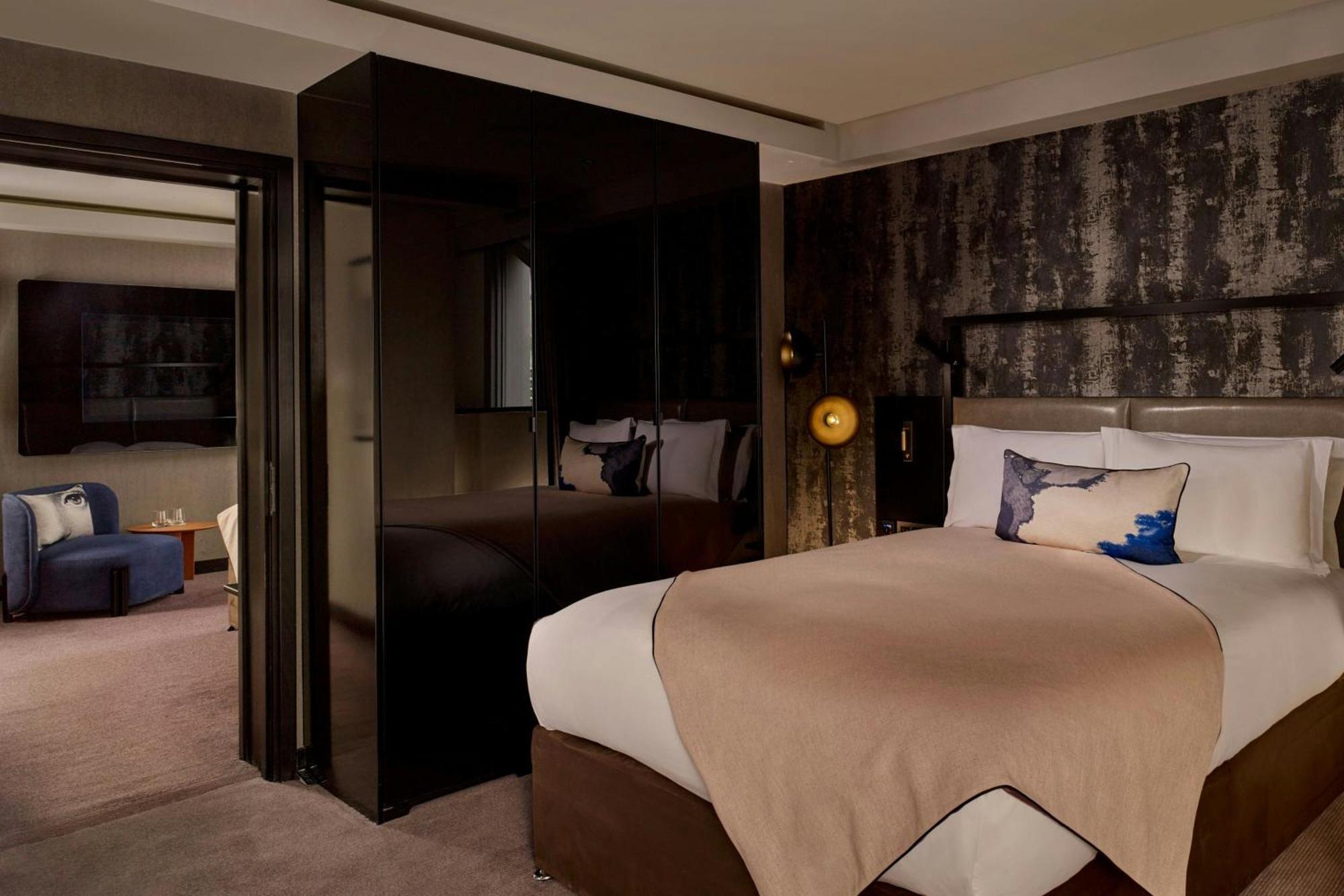 Montcalm East, Autograph Collection Hotel 5*