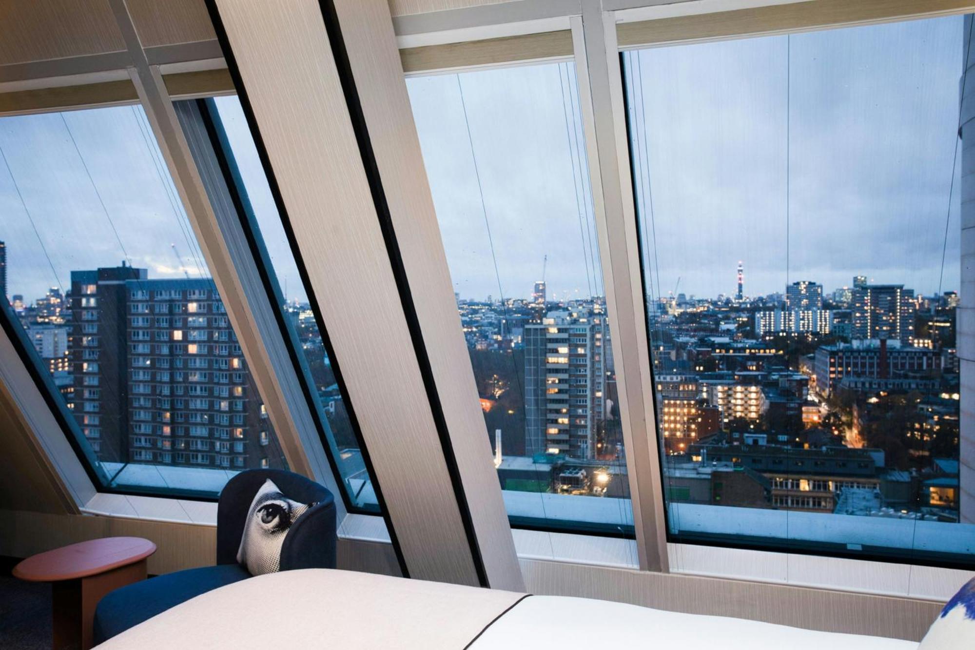 Montcalm East, Autograph Collection Hotel