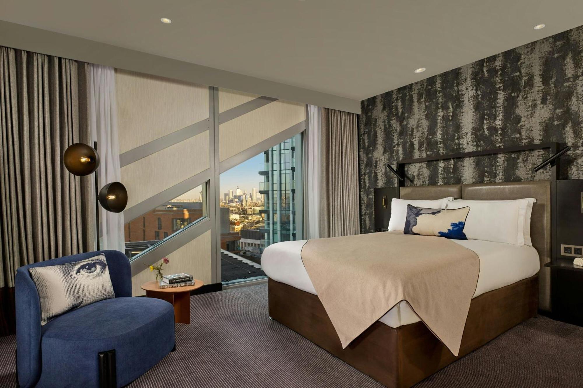 Montcalm East, Autograph Collection 5* London