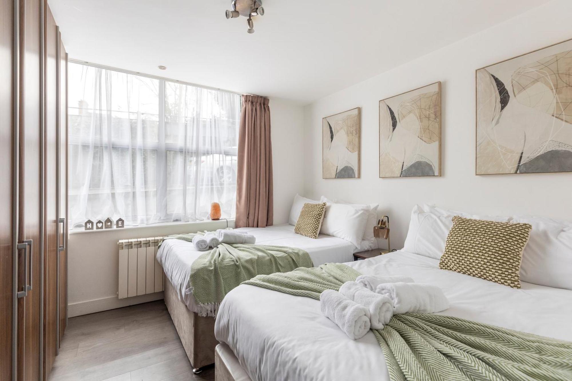 Modern Flat In Golders Lejlighed London
