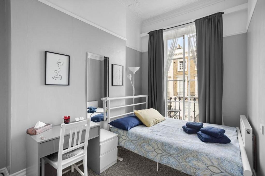 Gasthof Modern In London