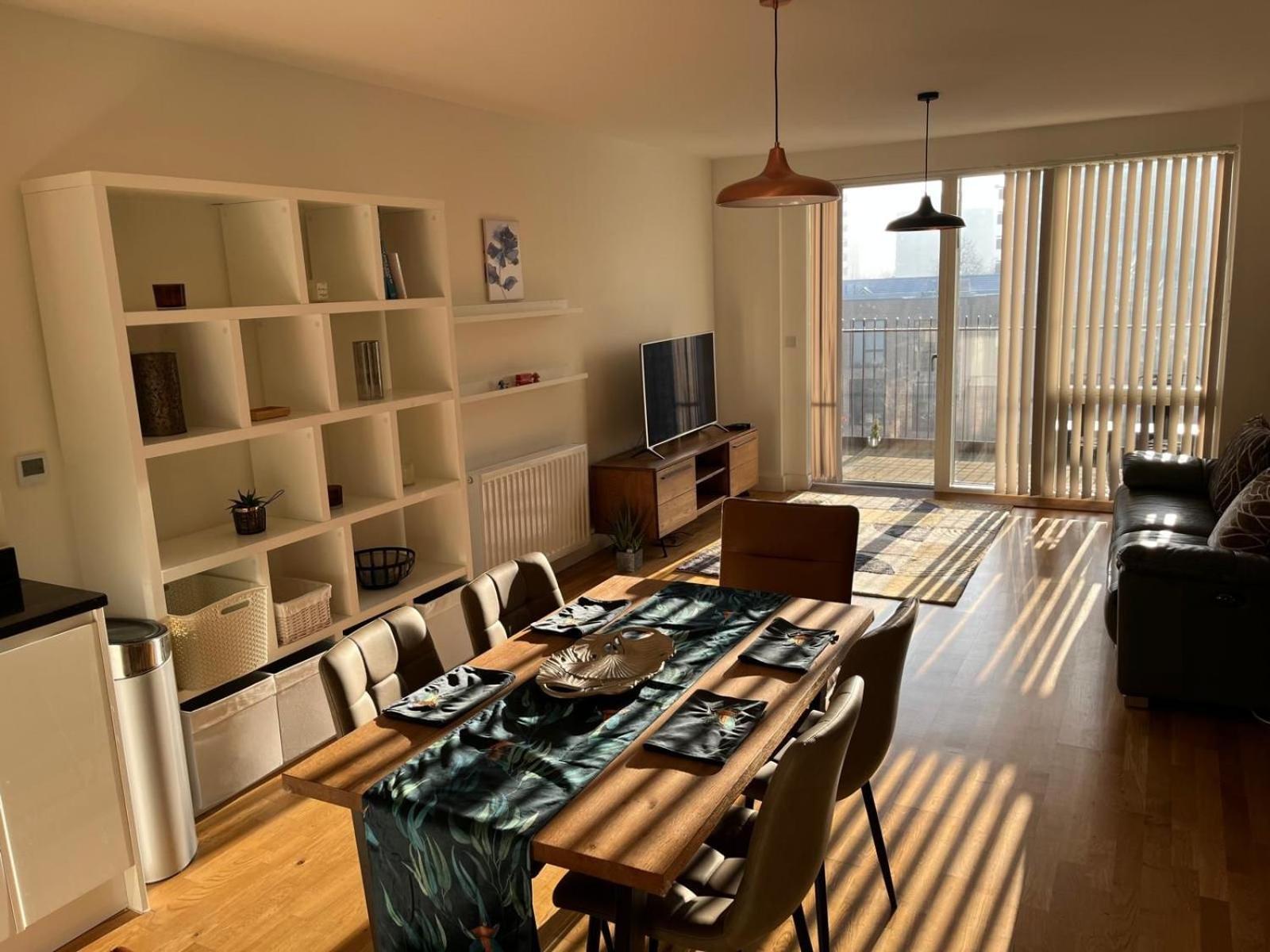 Apartment Bright And Comfy 3 Bed *