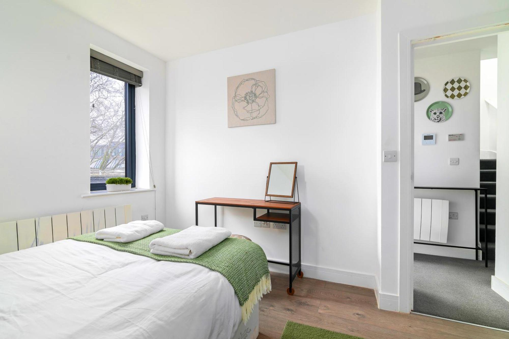 Shoreditch Hoxton 3 Bed 2 Bath Londen