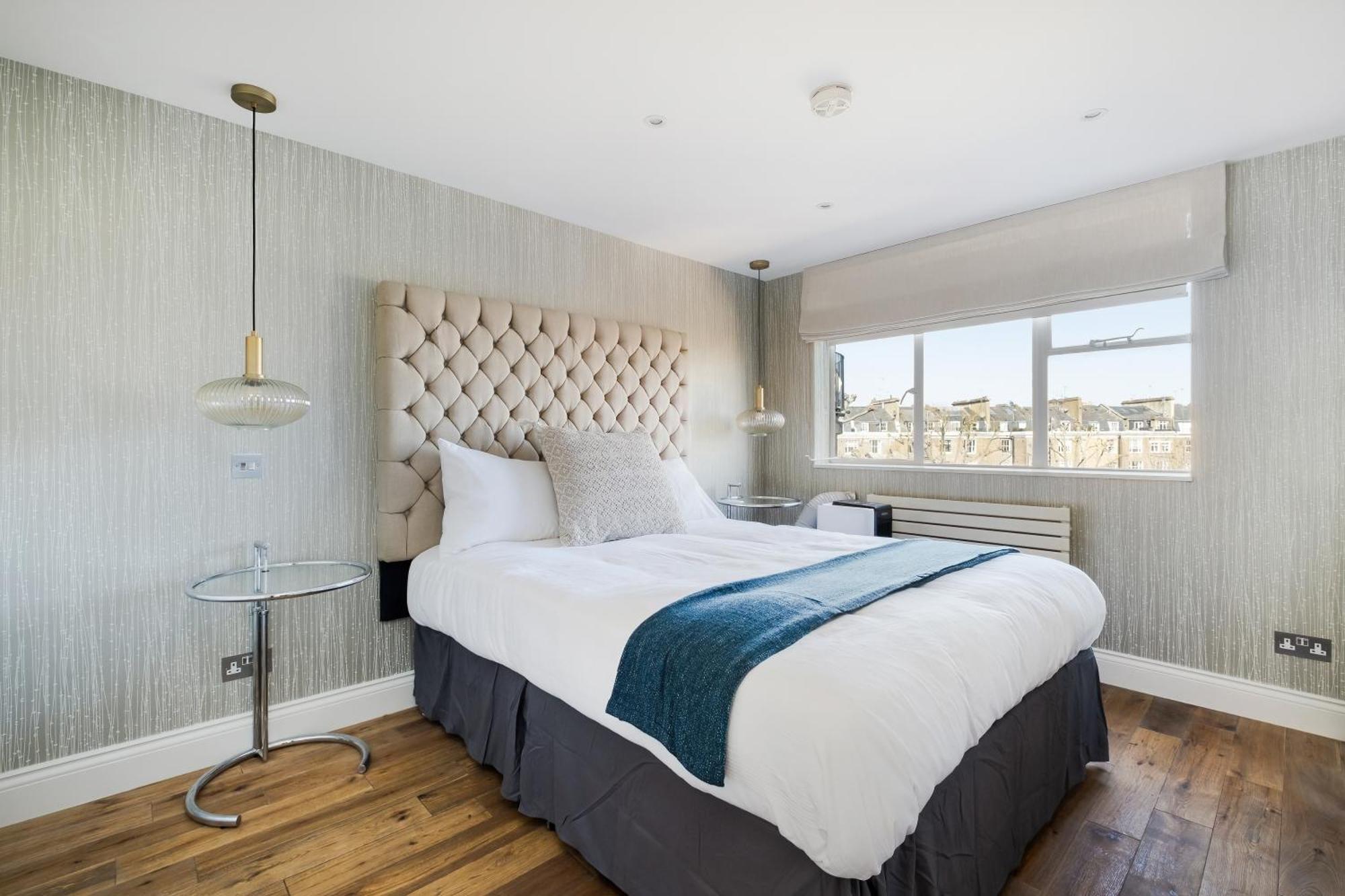 Luxury 3 Bedrooms In Semesterbostad London