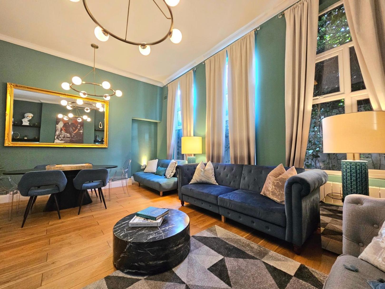 Stunning Hyde Park Home, Ground Floor Maisonette, Duplex, Near Tube Metro Stations Lejlighed