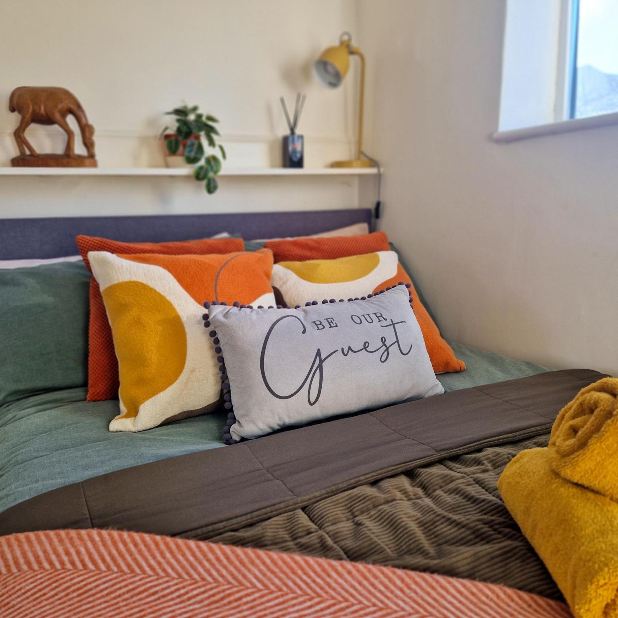 1-bed Apartment, Close To Kensington Olympia With Free Wi-fi & Netflix Appartamento