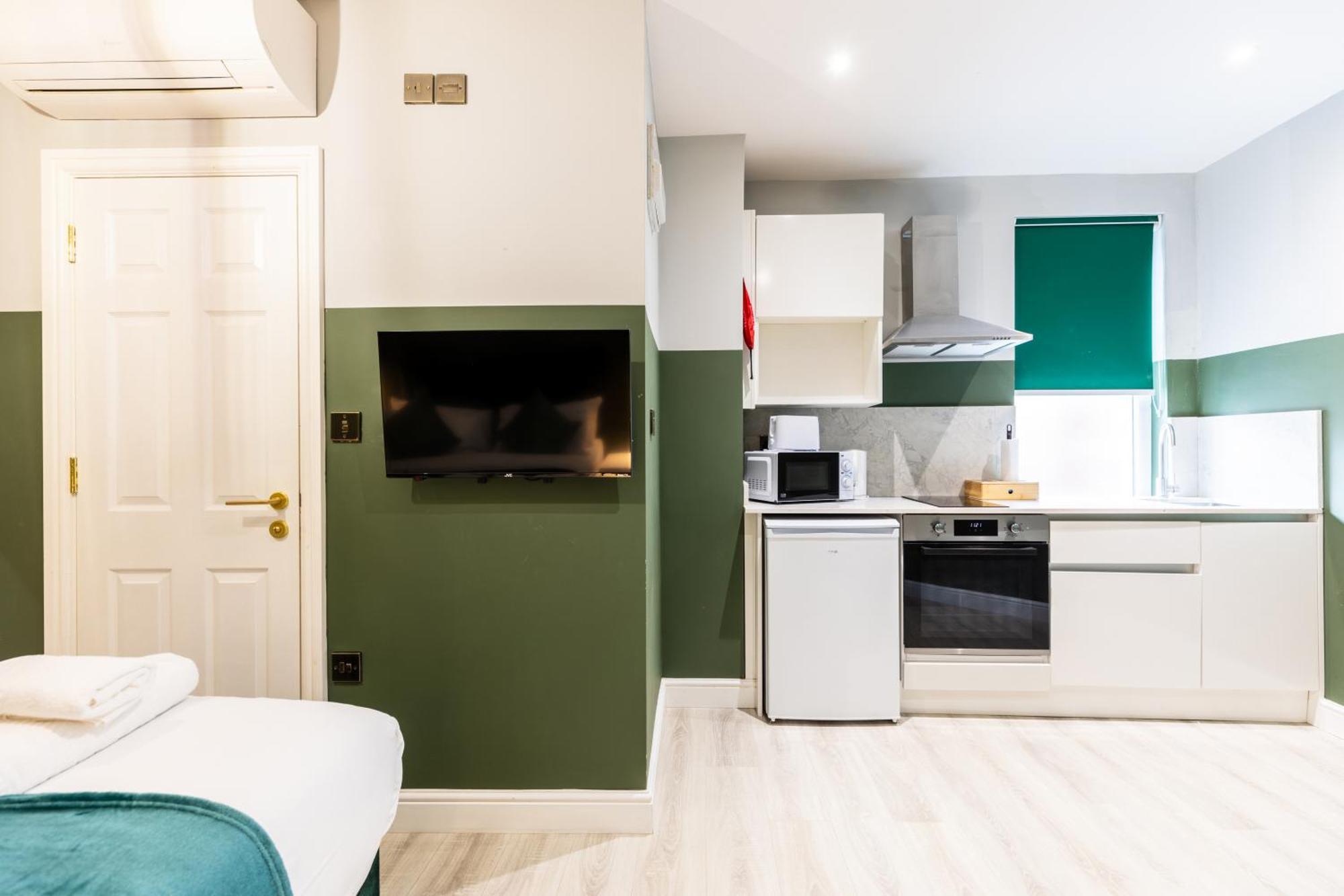 The Chapter - Finsbury Park Bed & Breakfast London