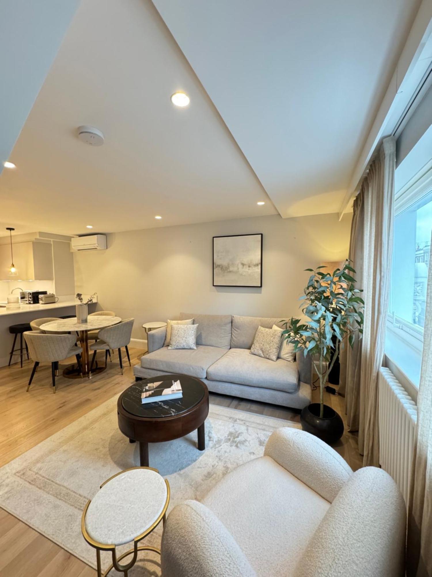 Comfort 3 Bedroom In Notting Hill Appartamento *