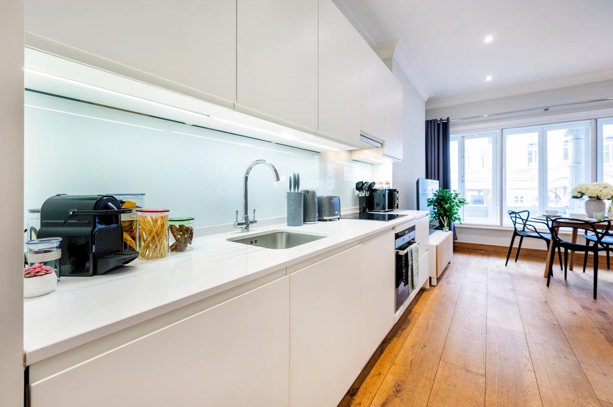 Welcome Savoy Apartment London