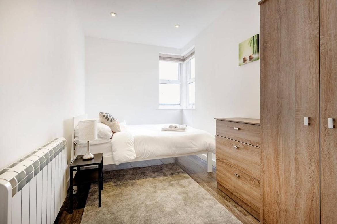 Flat 1 * Londra