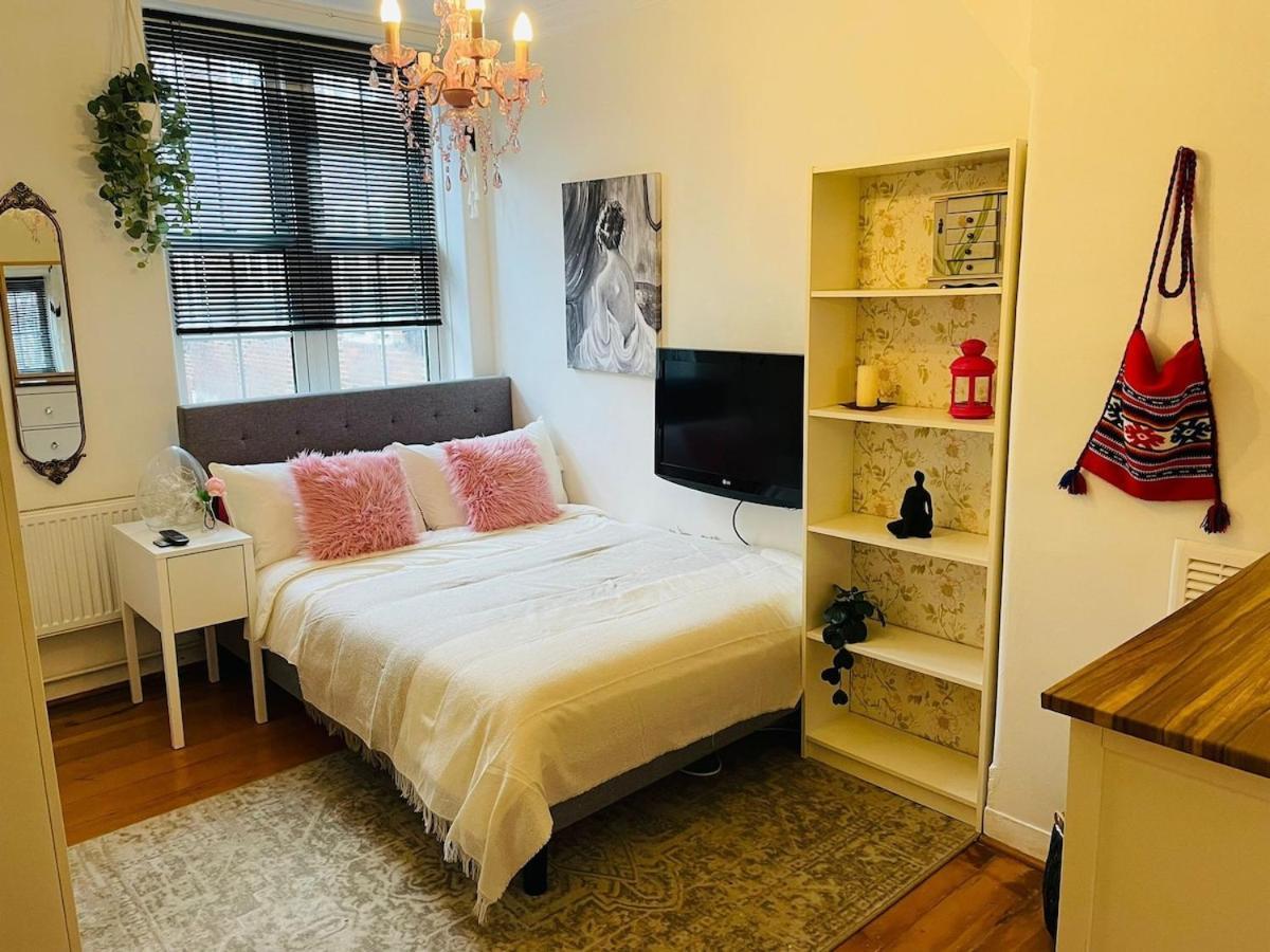 Apartment Situated In Greenwich Cutty Sark Riverside