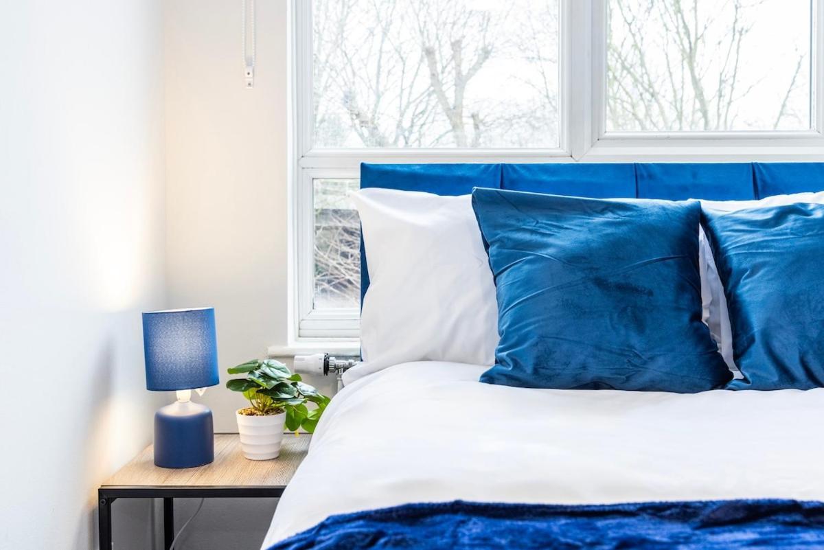 Apartment The Blue Hideaway - Spacious Battersea House With Private Garden *