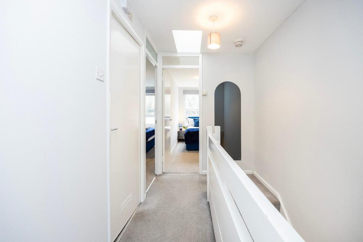 Apartment The Blue Hideaway - Spacious Battersea House With Private Garden *