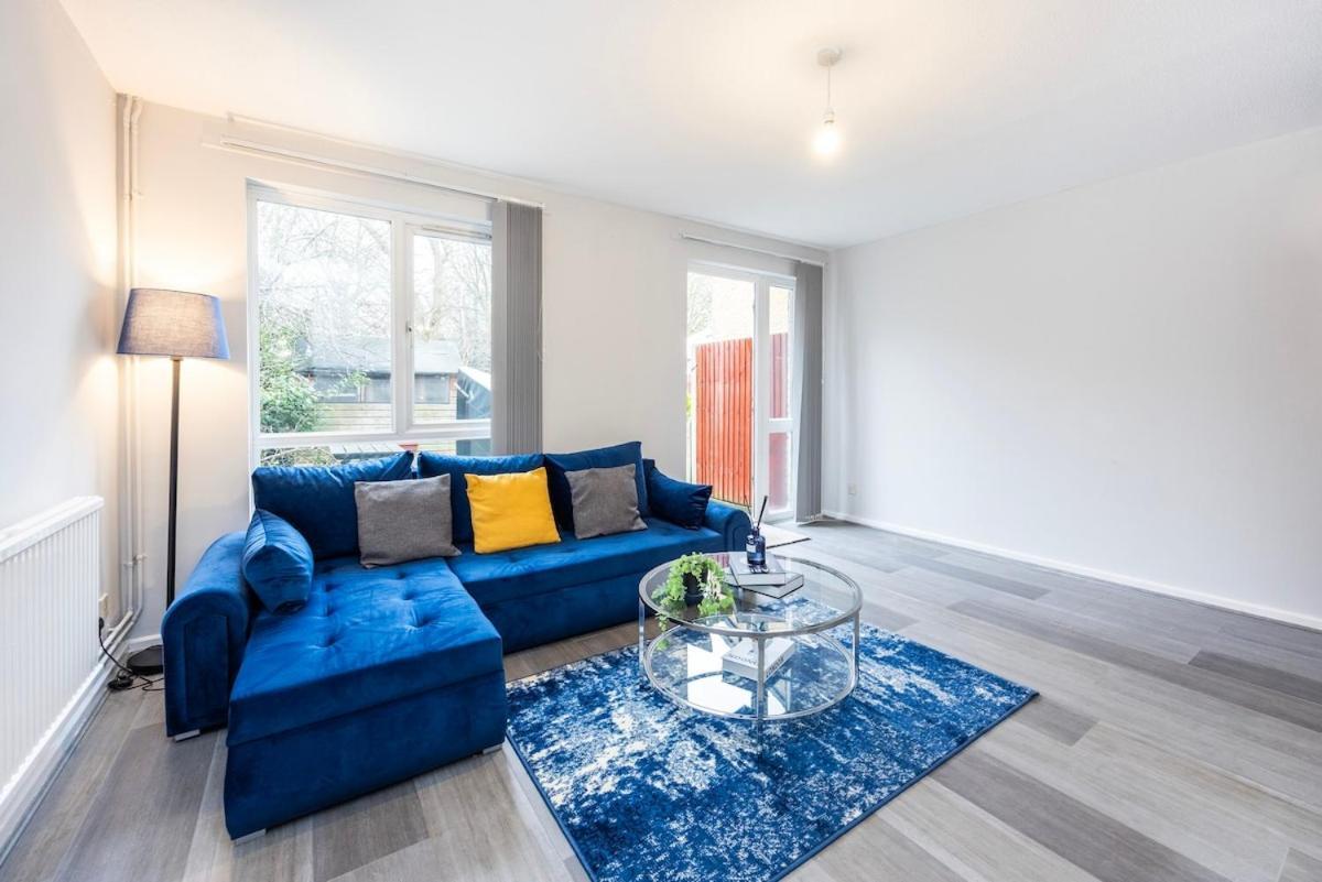 Apartment The Blue Hideaway - Spacious Battersea House With Private Garden