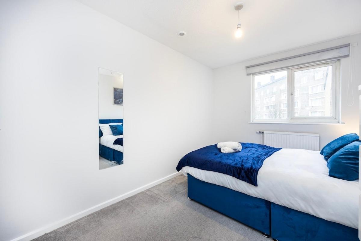 Apartment The Blue Hideaway - Spacious Battersea House With Private Garden