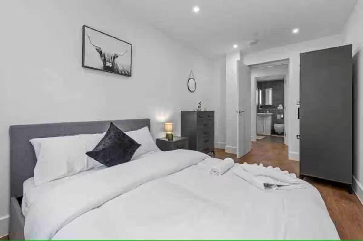 Sleep 6 Eye Victoria Vauxhall Wr4 London