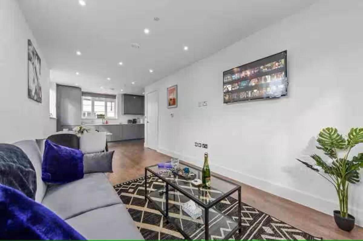 Sleep 6 Eye Victoria Vauxhall Wr4 Apartment London