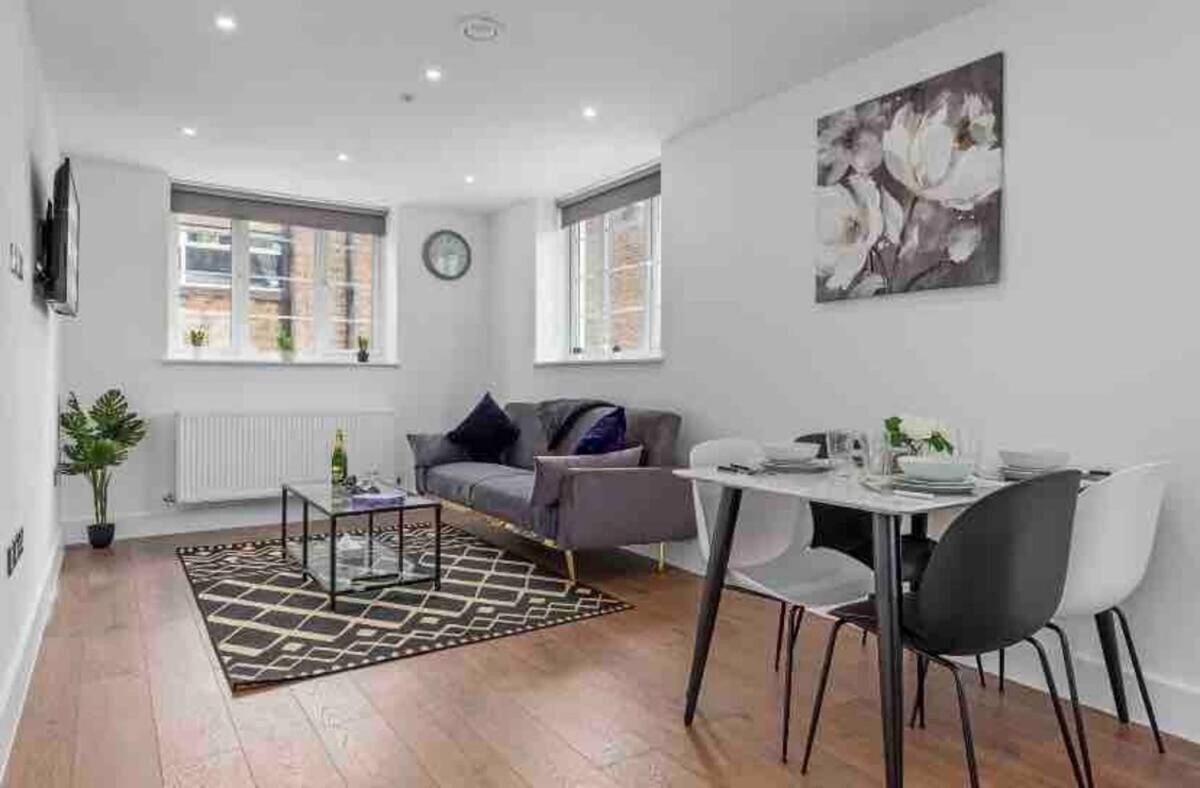 Sleep 6 Eye Victoria Vauxhall Wr4 Apartment London