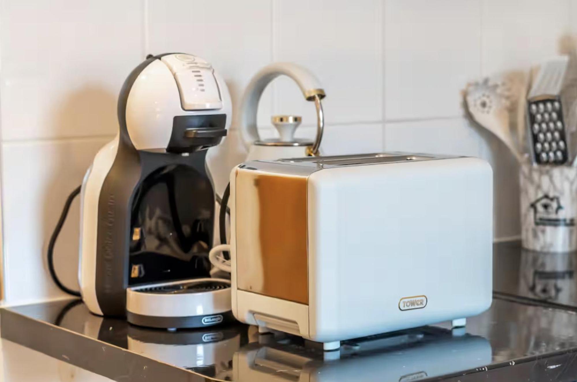 Lägenhet Urban Elegance Luxury Living With Kitchenette London