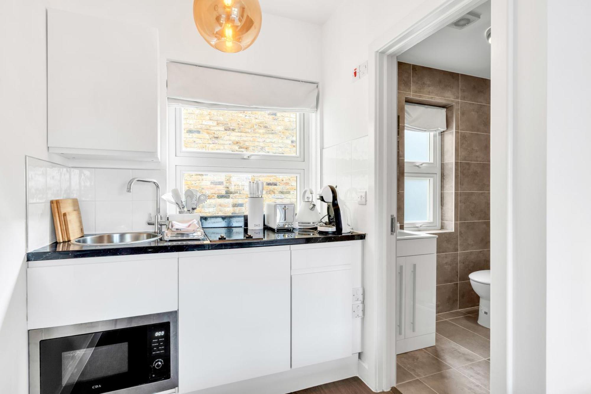 Urban Elegance Luxury Living With Kitchenette Lägenhet
