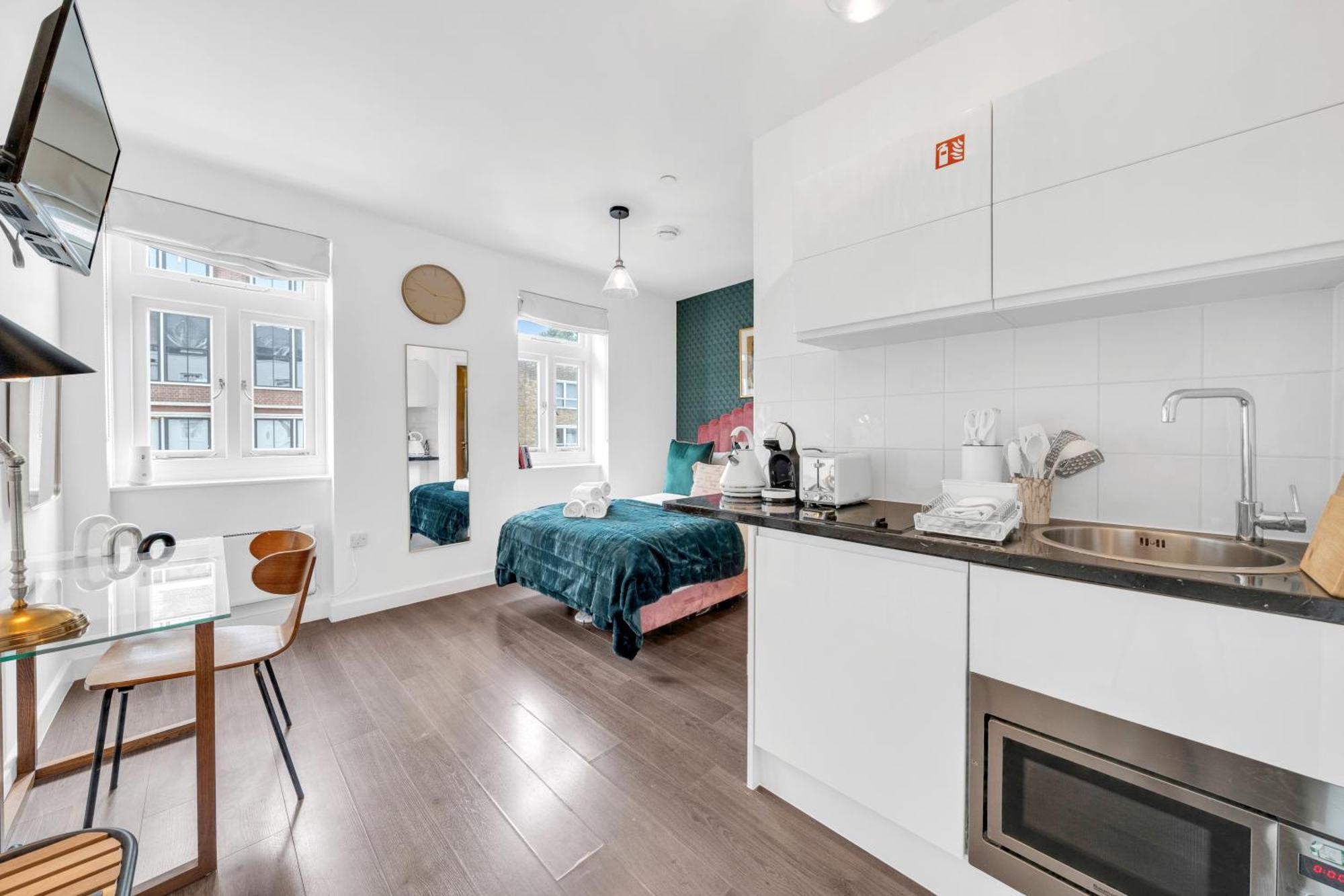 Urban Elegance Luxury Living With Kitchenette Lägenhet *