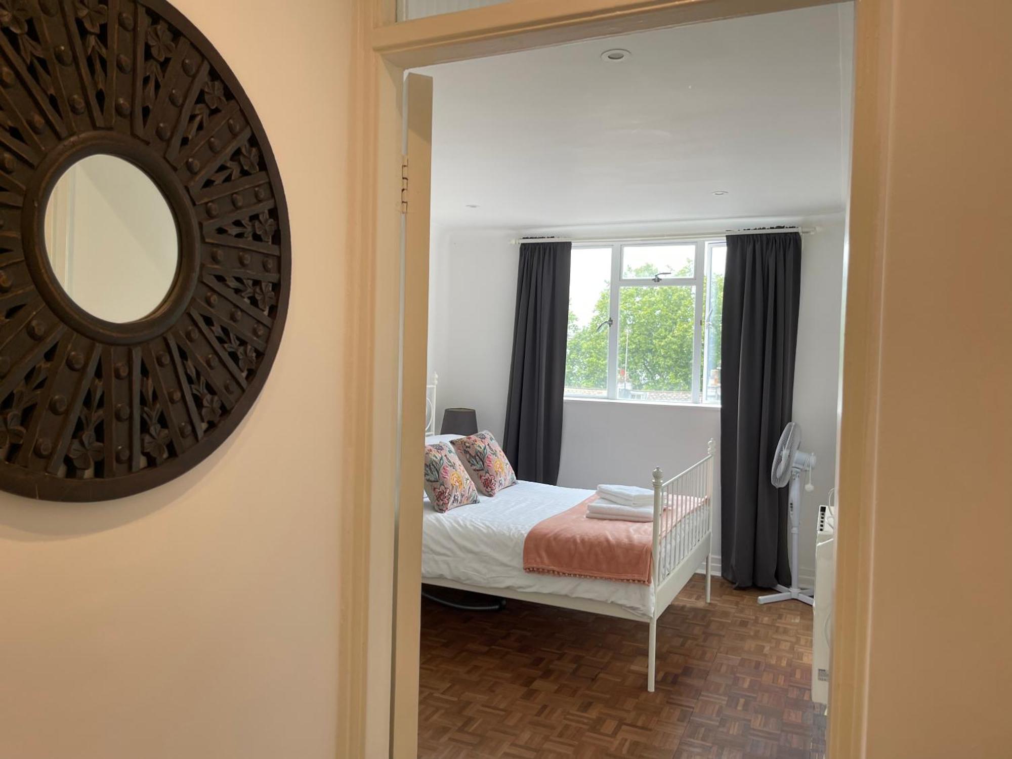 Cosy 2 Bedroom 2 Min To Hyde Park *