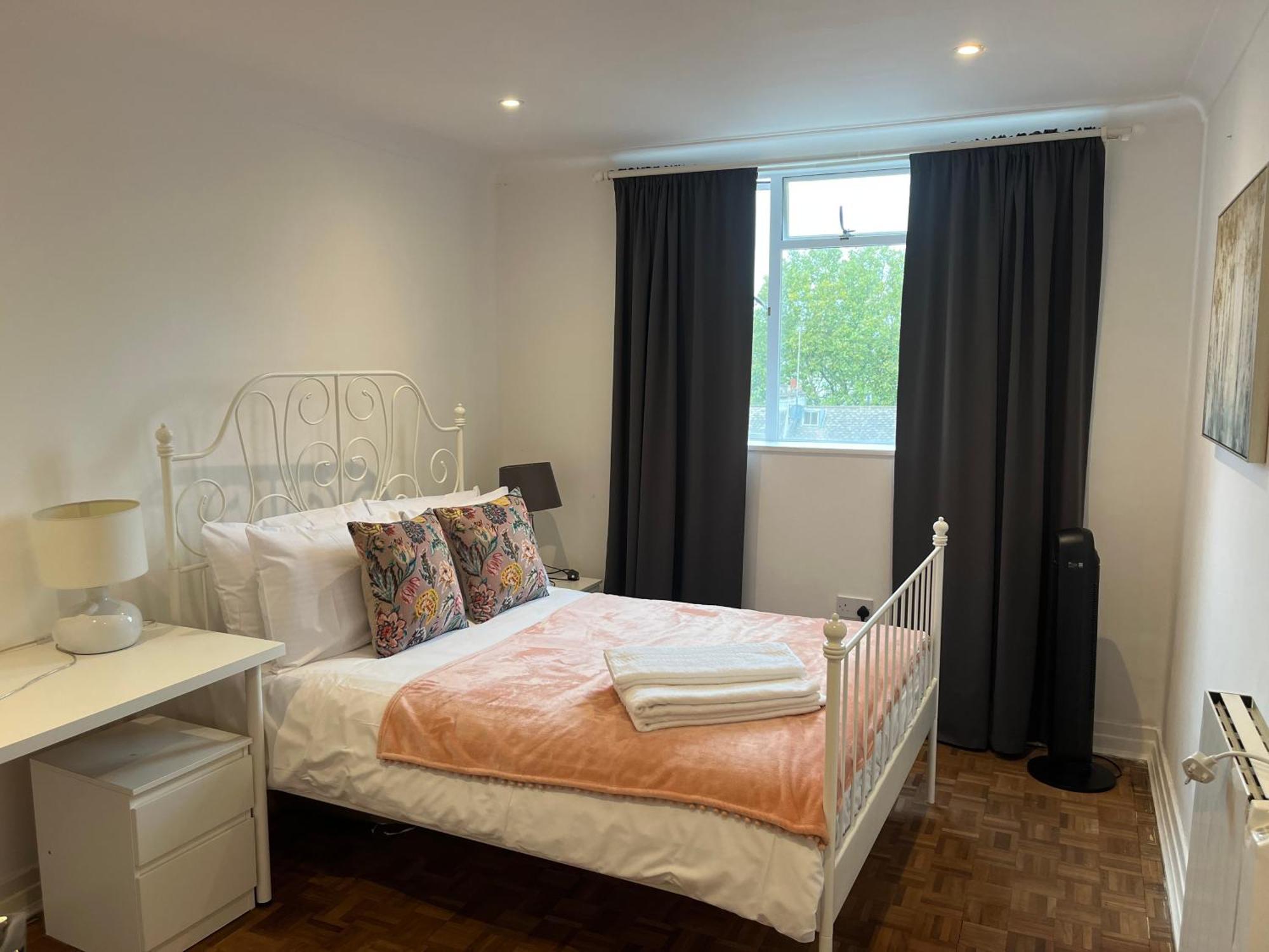 Apartment Cosy 2 Bedroom 2 Min To Hyde Park *