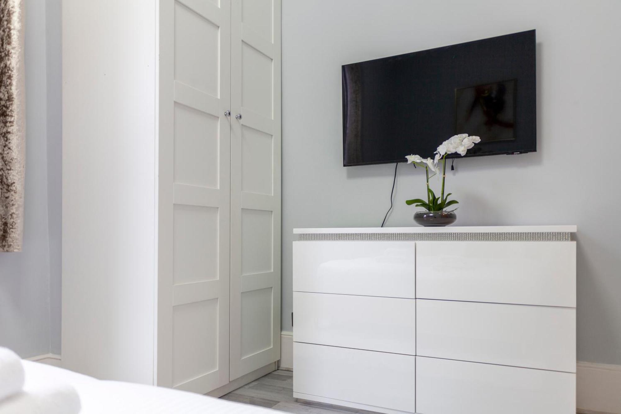 Appartement Vibrant 2 Bedroom Flat In Victorian House, Earl's Court Londres