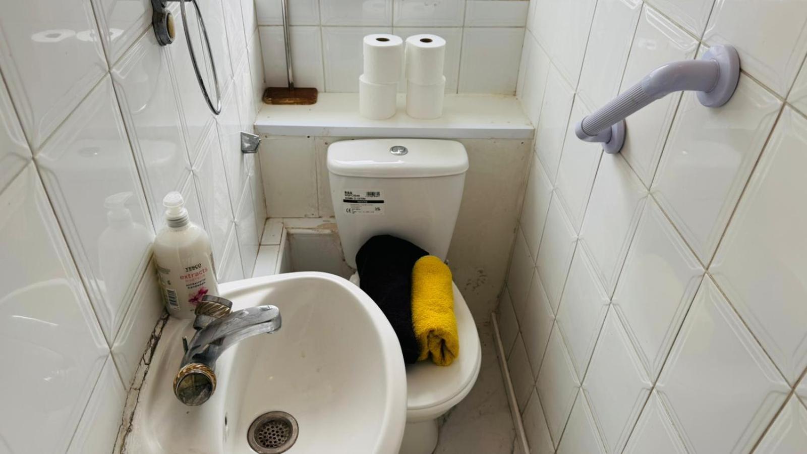 Privat overnatting Edgware Road For 4 Guests *
